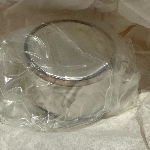 Silver & Crystal Frosted Rose Napkin Rings (4) - New, William Adams 70’s Vintage - Picture 5 of 6